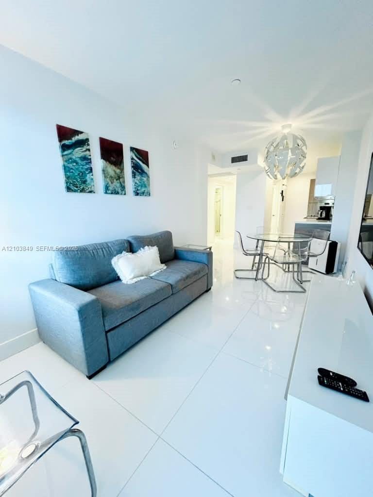 100 Lincoln Road 1645, Miami Beach, FL 33139