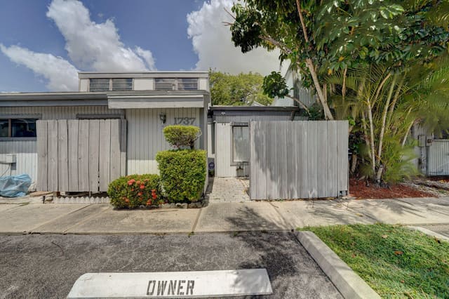 1737 NW 73RD Avenue 41, Plantation, FL 33313
