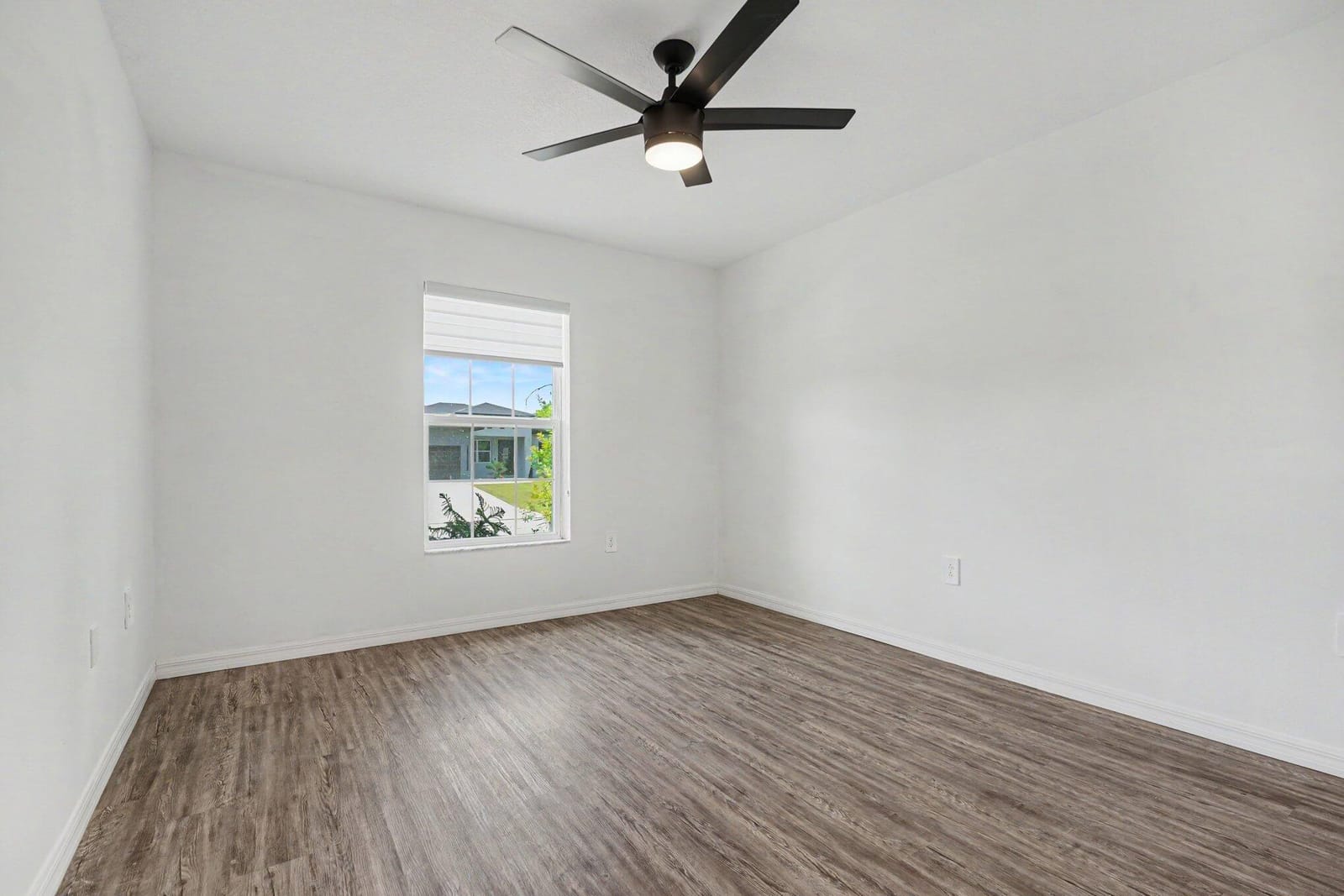 427 Flagler Road SE — photo 12