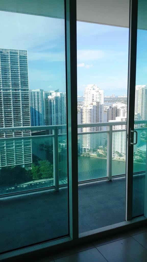 950 Brickell Bay Drive 4008, Miami, FL 33131 photo 2