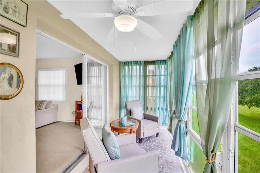 1 VISTA PALM Lane 207 — photo 12
