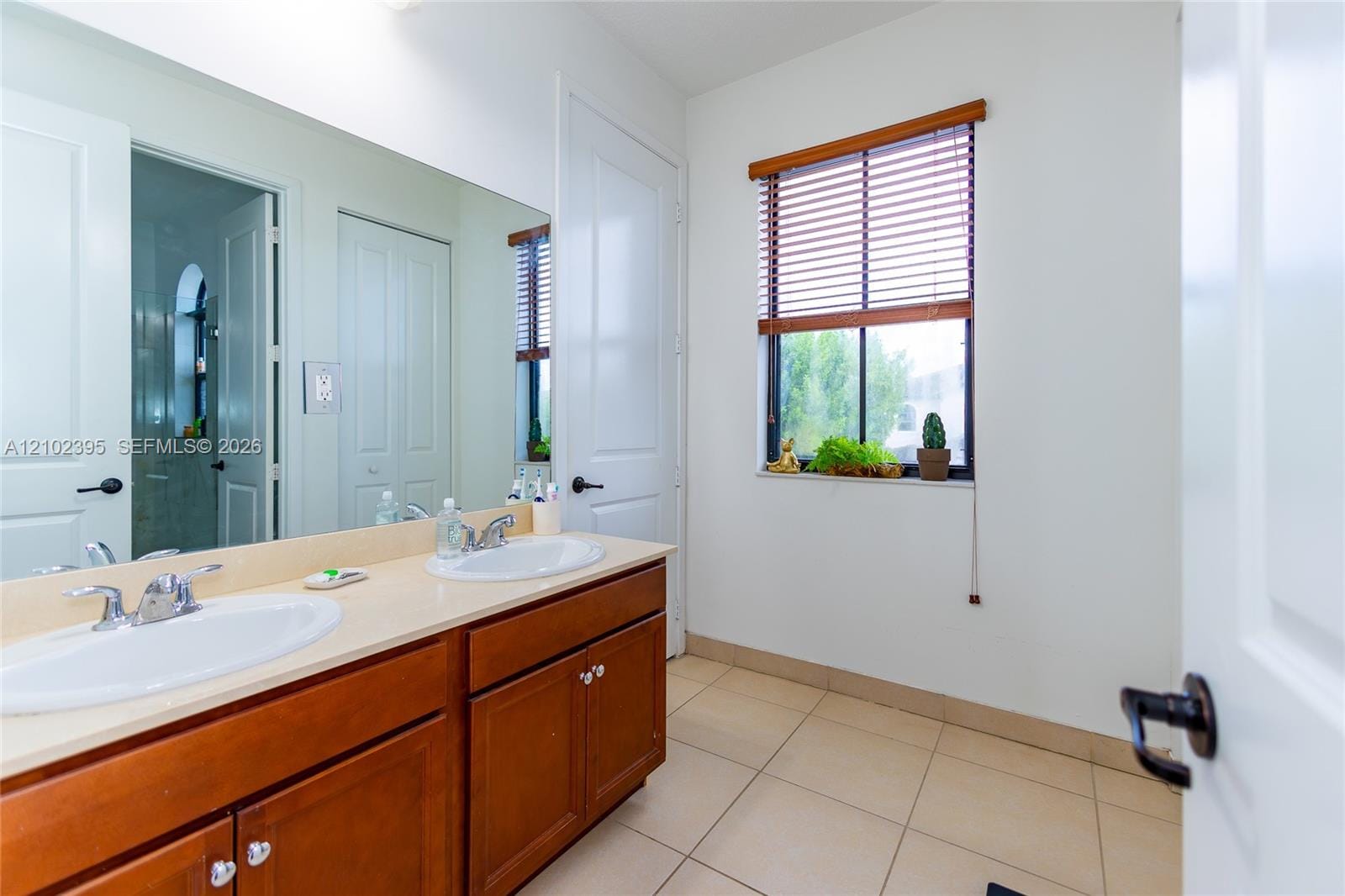 3302 W 97th Terrace, Hialeah, FL 33018 photo 26
