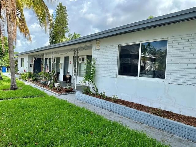 1721 NE 9TH Street 1-5, Fort Lauderdale, FL 33304