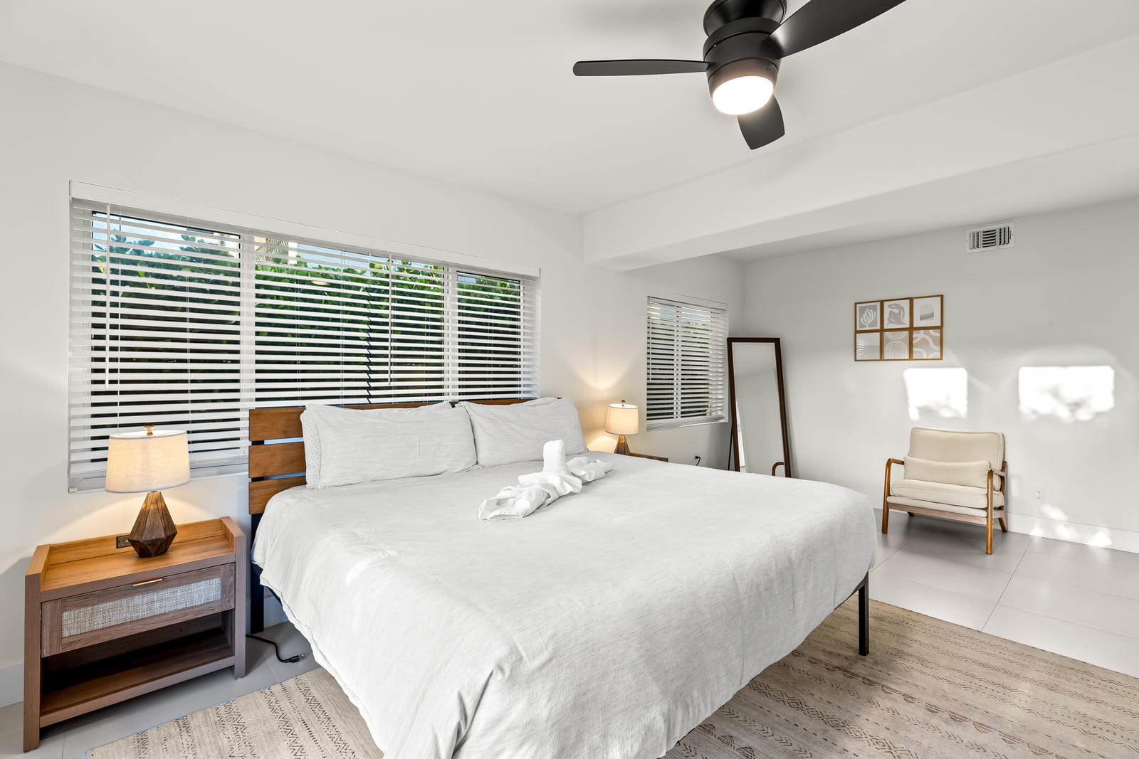 2417 NE 19th Avenue, Wilton Manors, FL 33305 photo 12