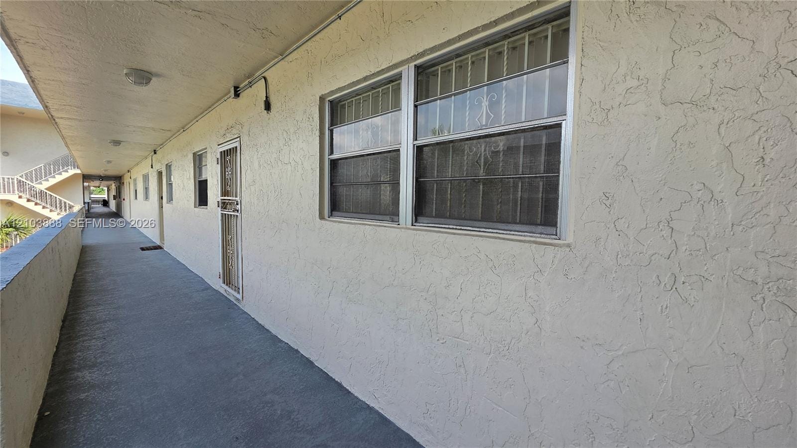 16750 NE 10th Avenue 208, North Miami Beach, FL 33162 photo 2