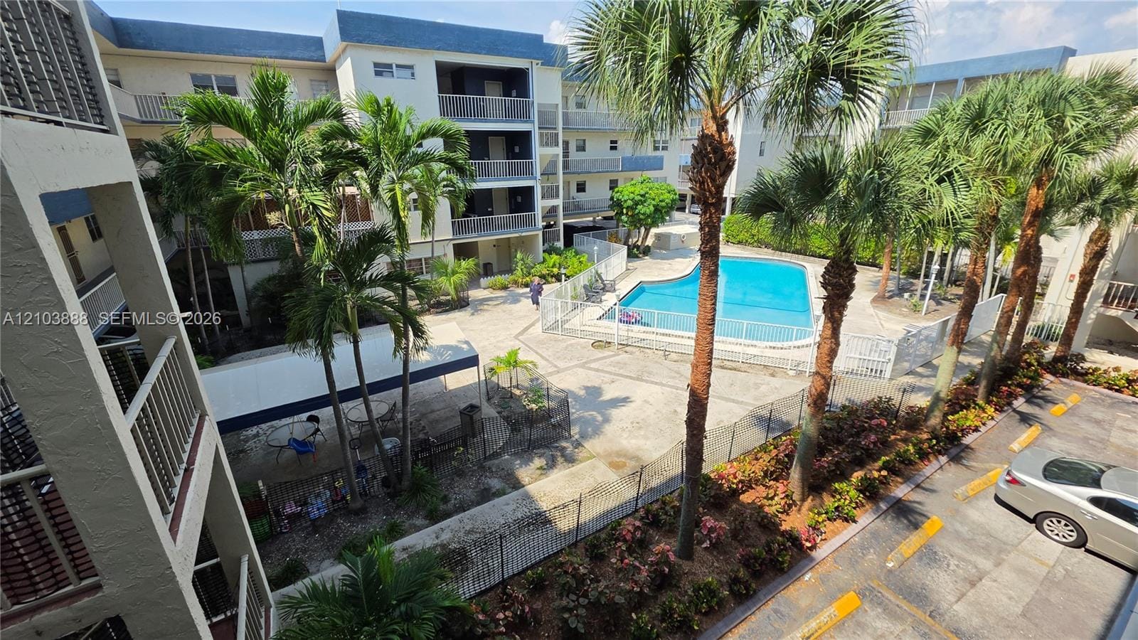 16750 NE 10th Avenue 208, North Miami Beach, FL 33162 photo 5