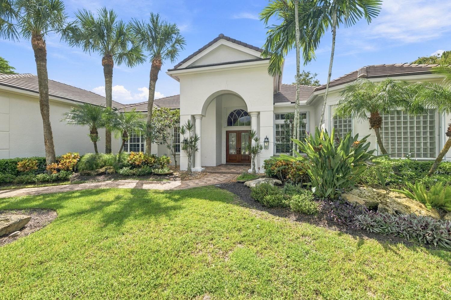 17104 GULF PINE Circle — photo 2