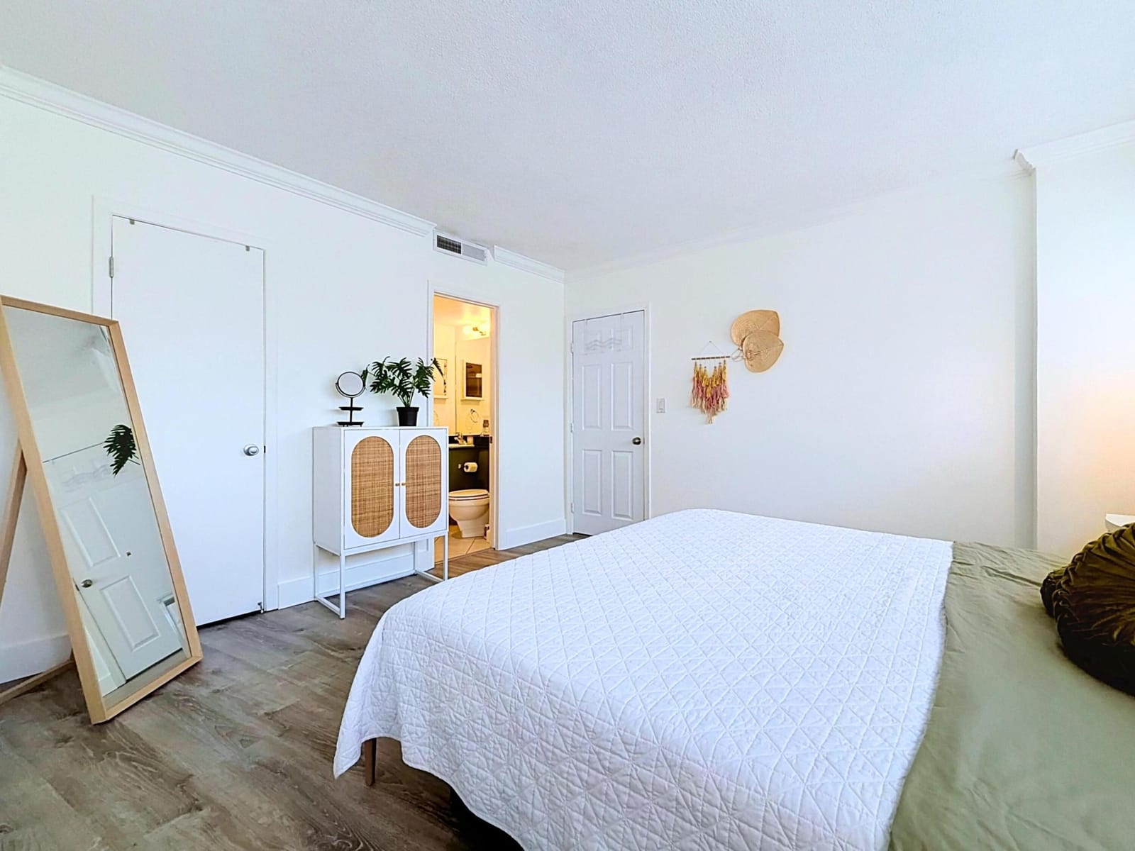 3250 NE 28th Street 110, Fort Lauderdale, FL 33308 photo 11