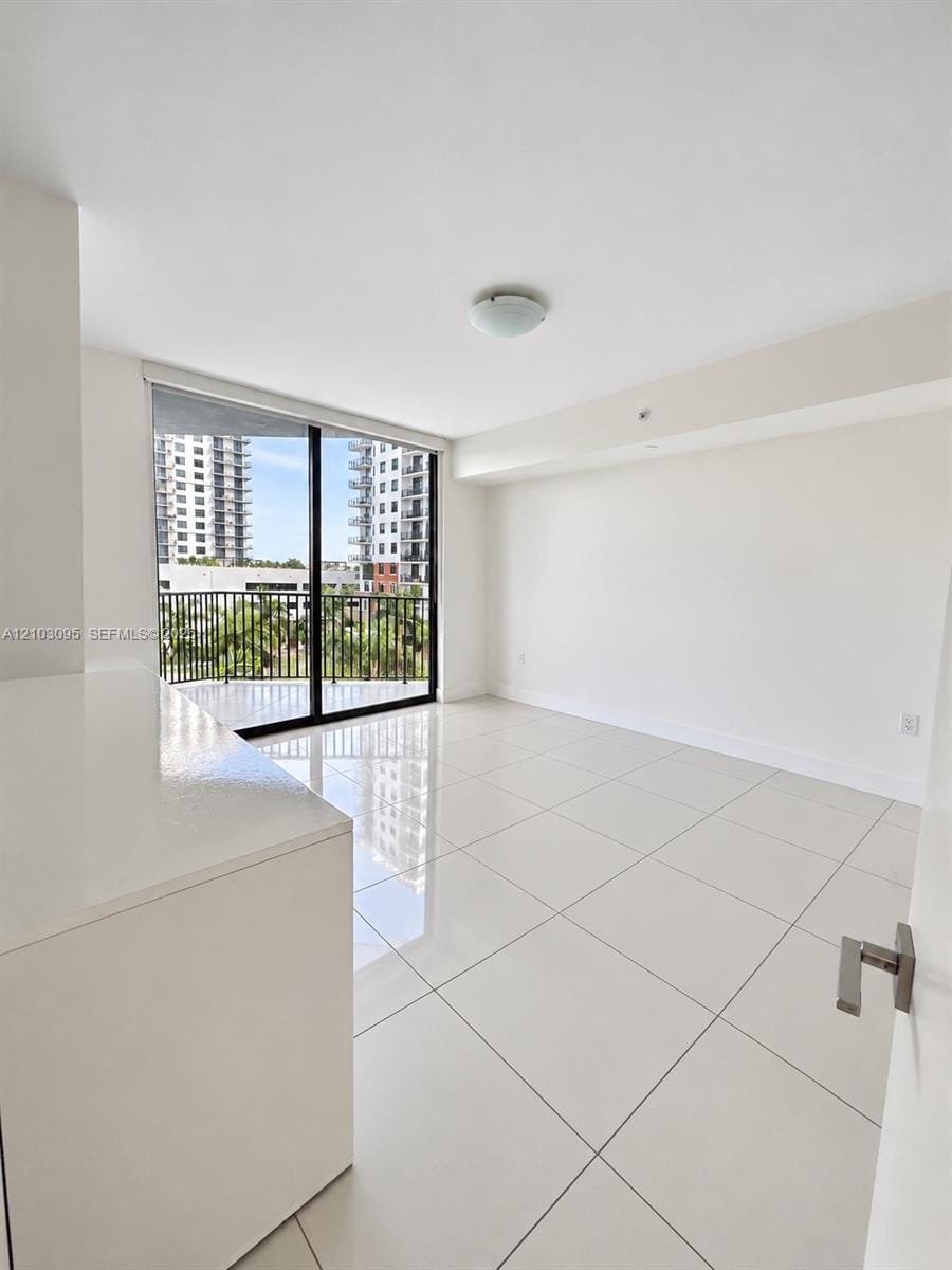 5252 NW 85th Avenue 309, Doral, FL 33166 photo 1