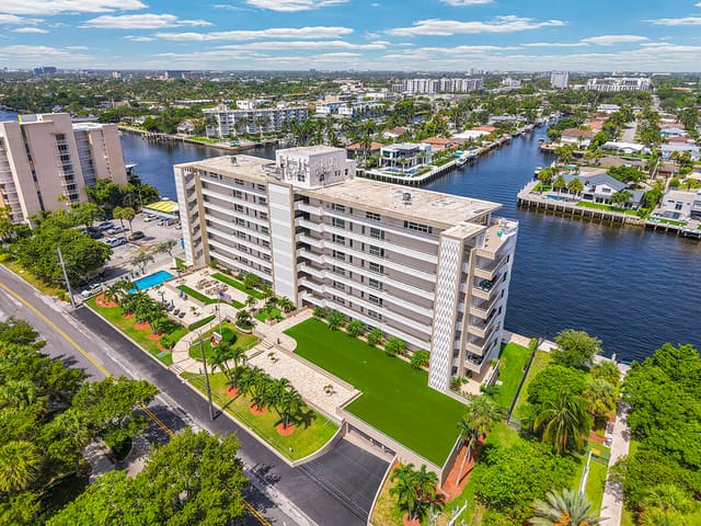 201 N Riverside Drive #802, Pompano Beach, FL 33062