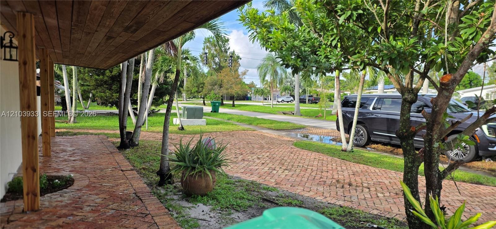 2512 Island Drive, Miramar, FL 33023 photo 1