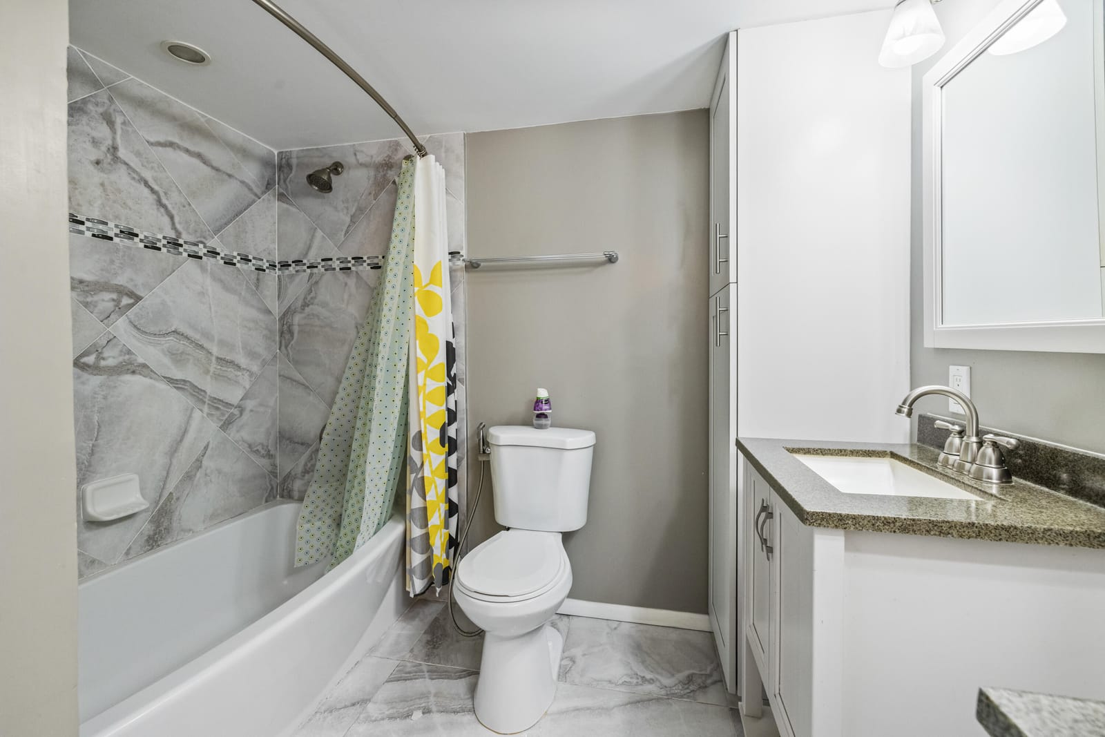 575 Oaks Lane 708, Pompano Beach, FL 33069 photo 14