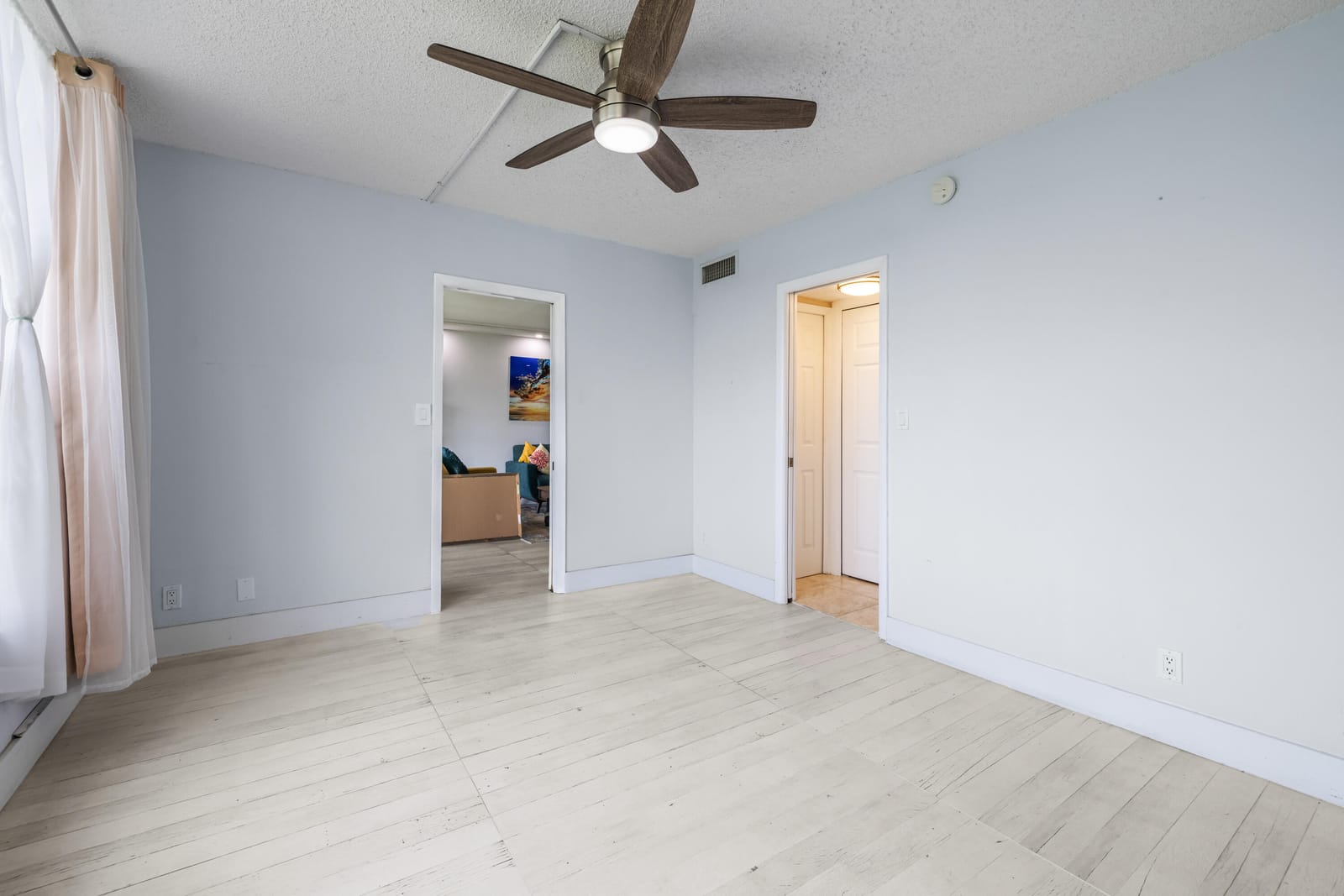 575 Oaks Lane 708, Pompano Beach, FL 33069 photo 17