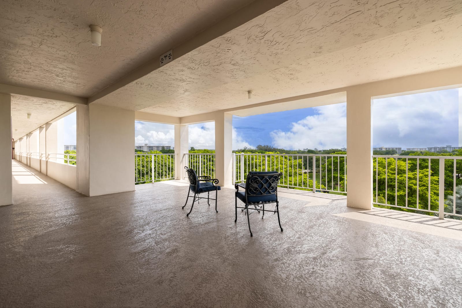 575 Oaks Lane 708, Pompano Beach, FL 33069 photo 23