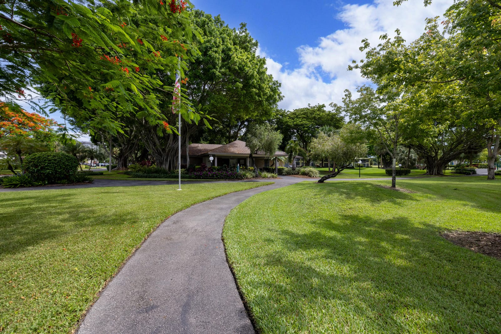 575 Oaks Lane 708, Pompano Beach, FL 33069 photo 29