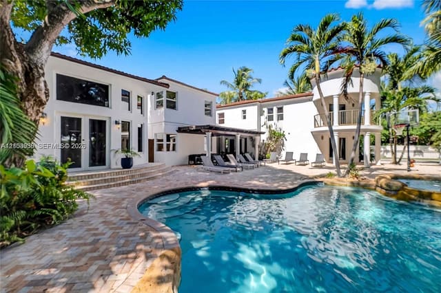 1051 NE 89th Street 1, Miami, FL 33138