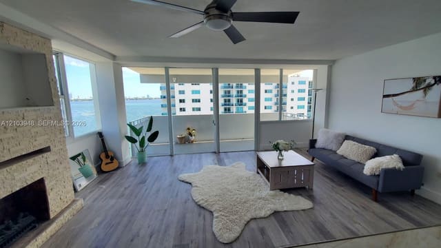 7545 E Treasure Drive 9H, North Bay Village, FL 33141