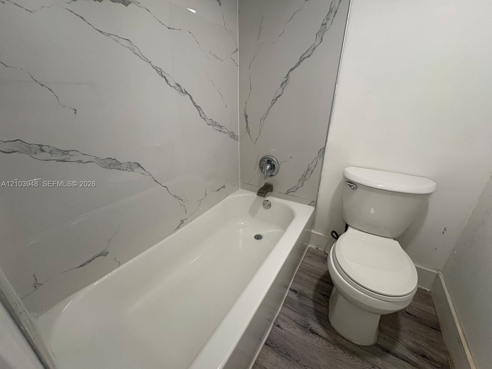 7545 E Treasure Drive 9H — photo 8
