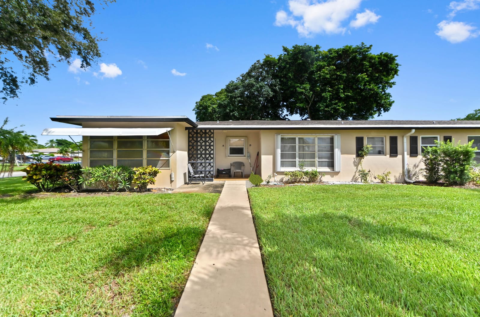 947 Circle Drive A — photo 1