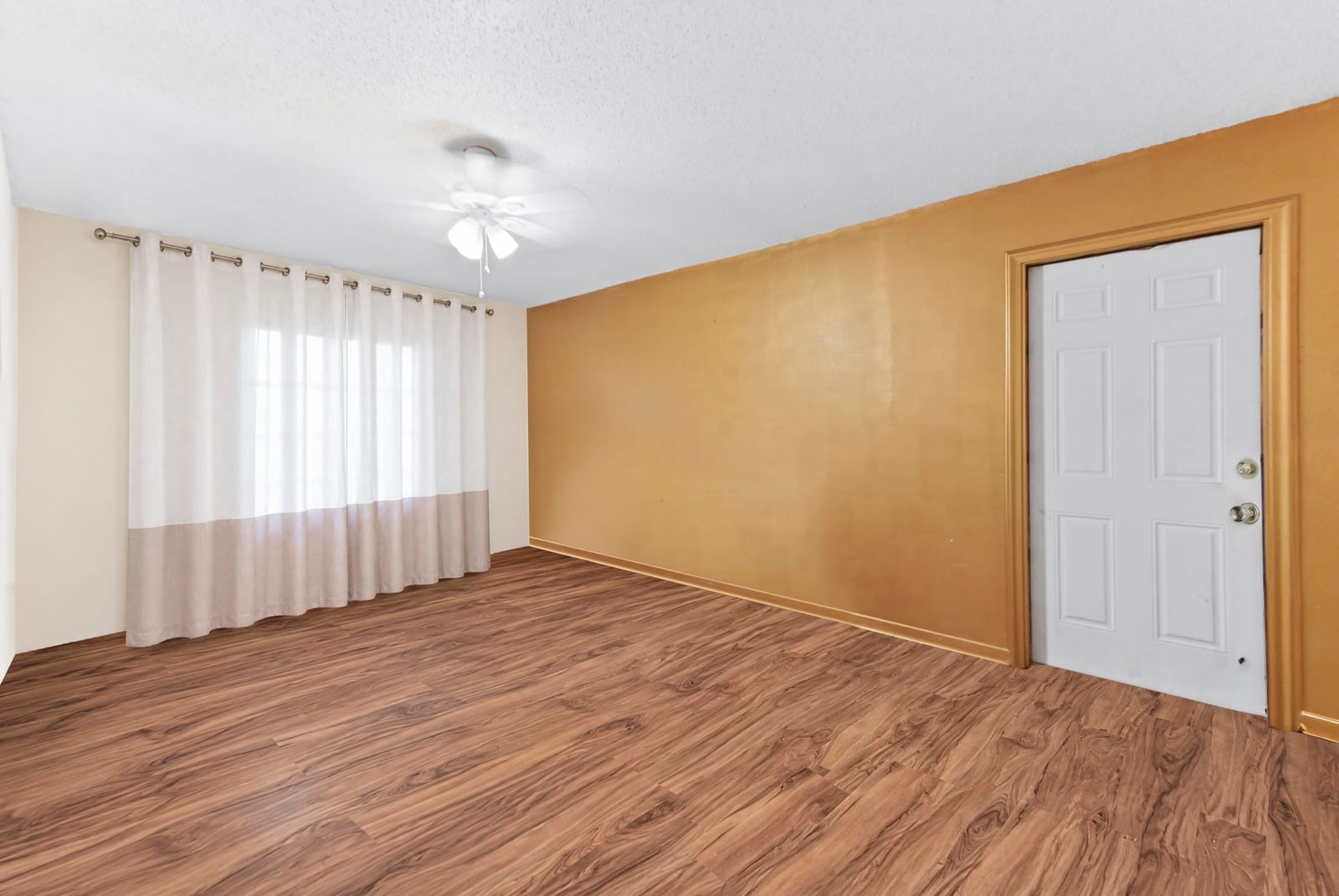 947 Circle Drive A — photo 11