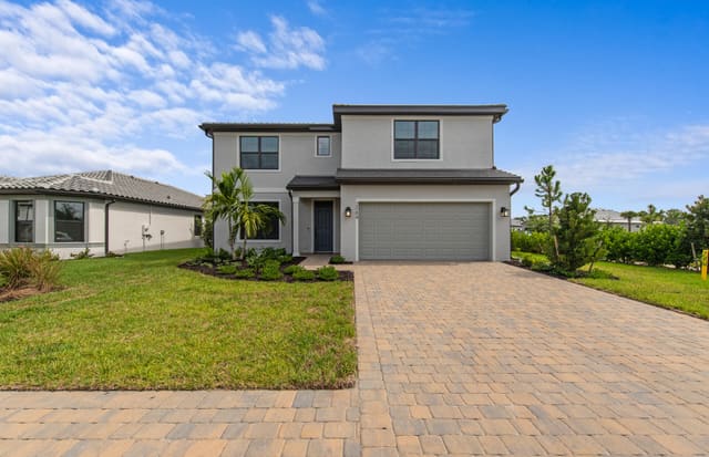 2084 FREEMONT Way, Naples, FL 34120