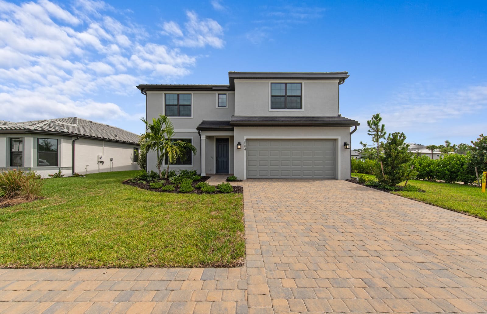 2084 FREEMONT Way, Naples, FL 34120