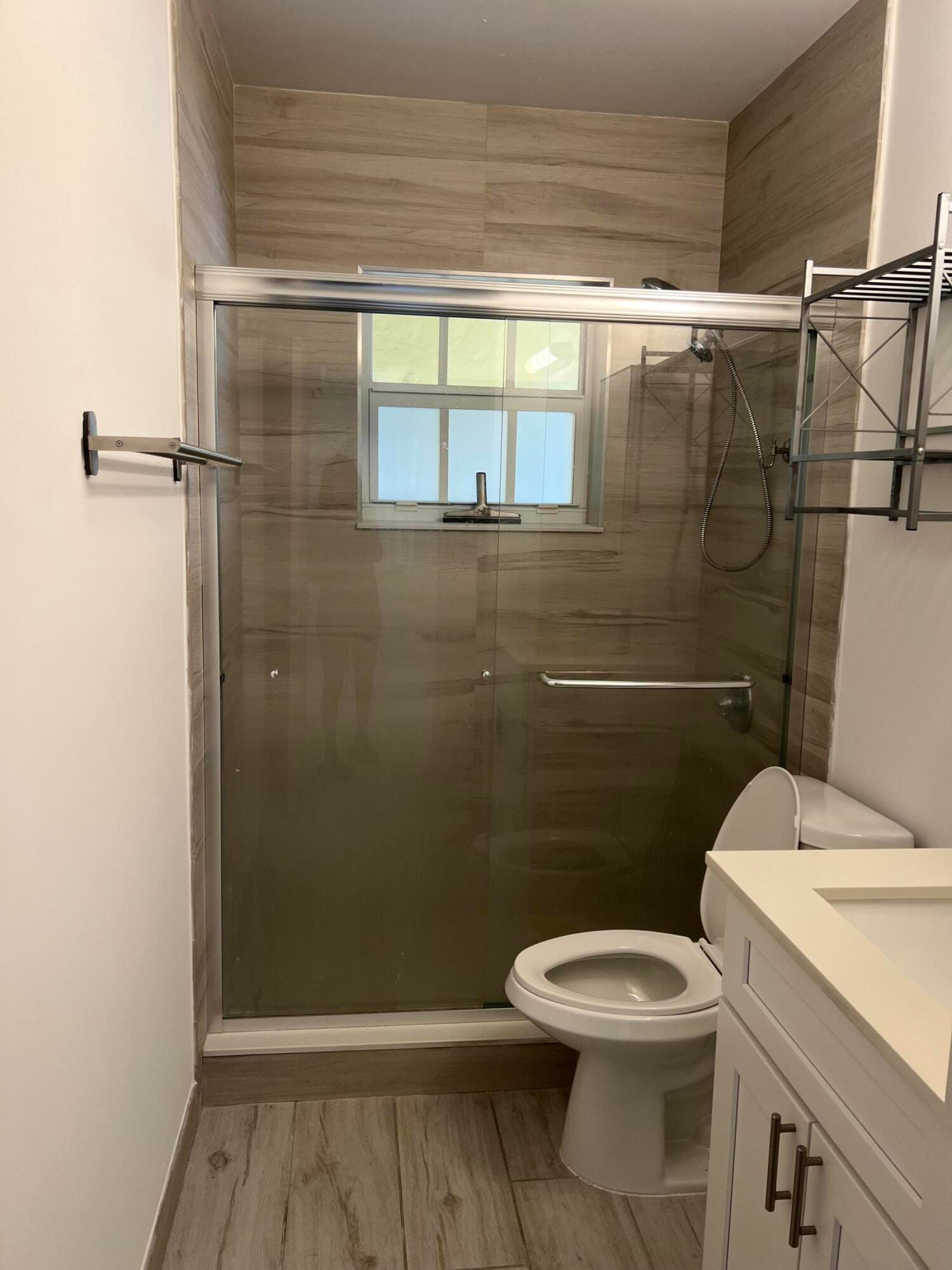 407 S LAKESIDE Drive D — photo 9