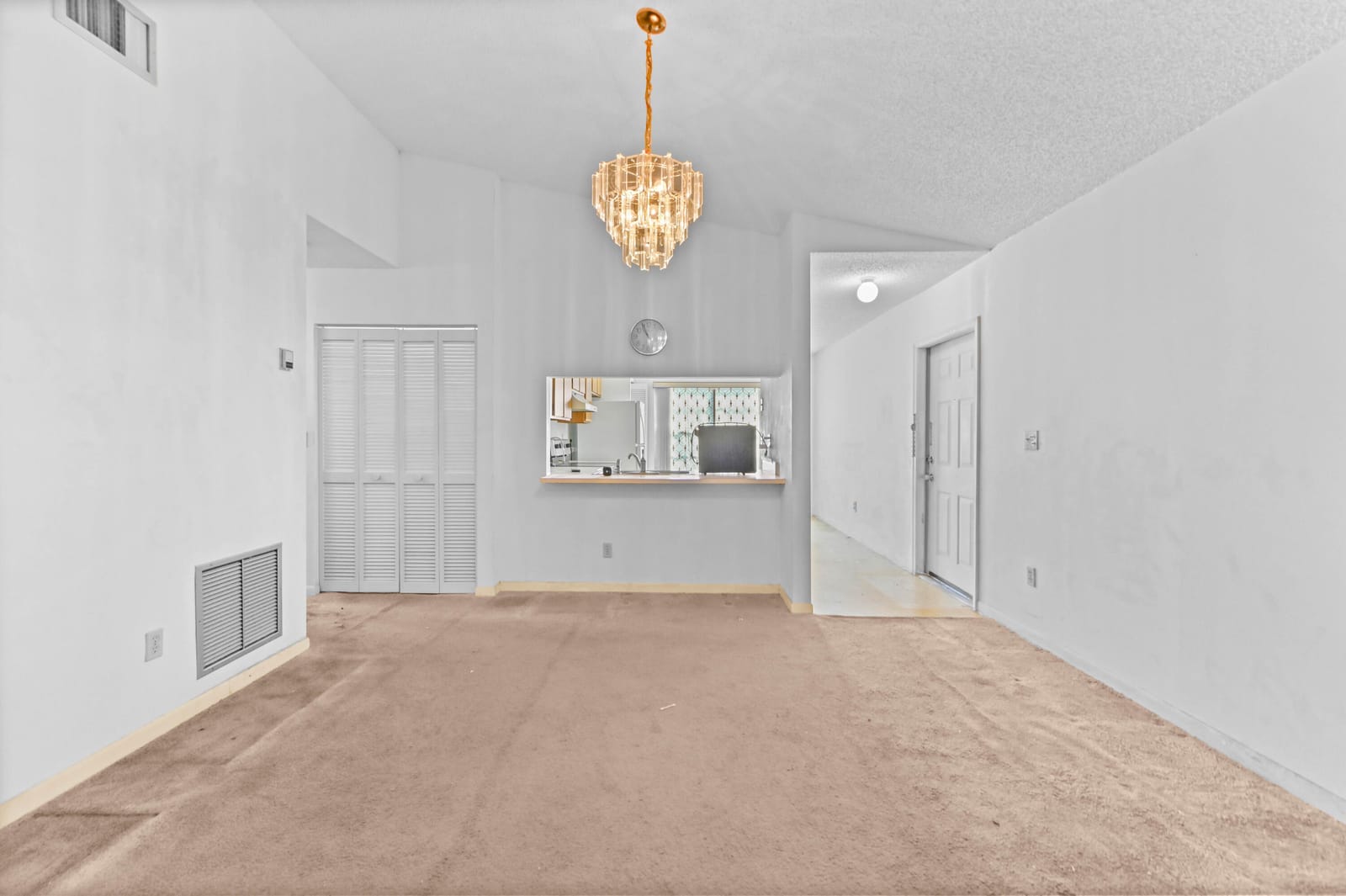 1671 Ferngran Avenue — photo 4