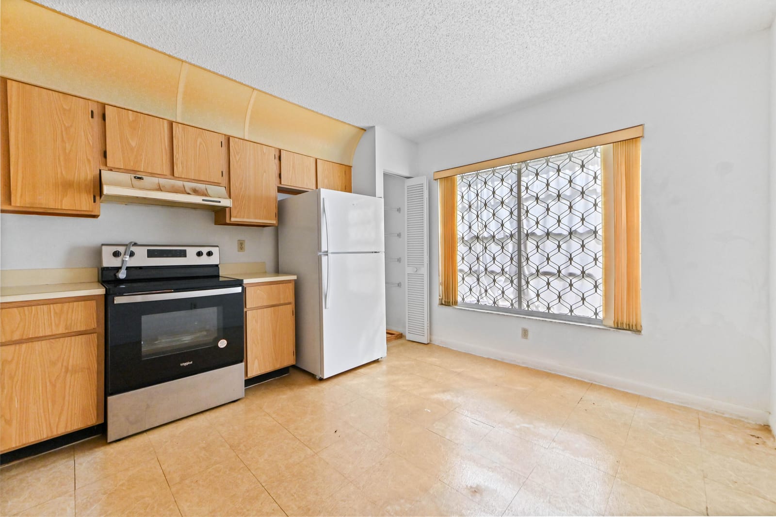 1671 Ferngran Avenue — photo 8