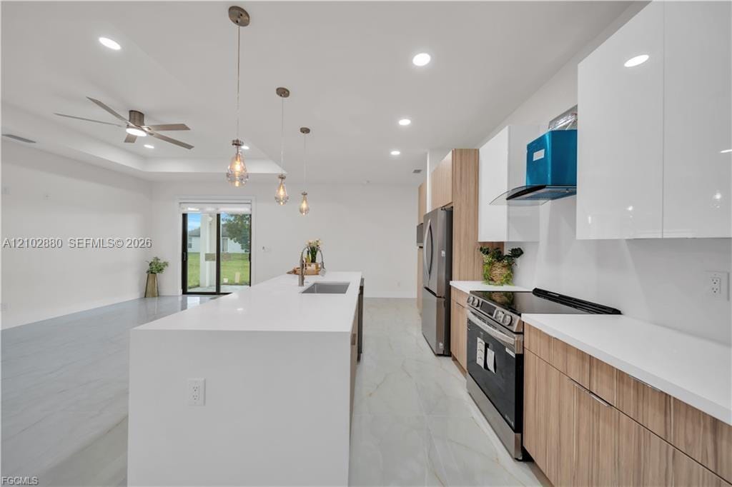 1909 NE 19th Place, Cape Coral, FL 33909 photo 13