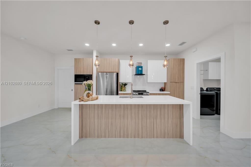 1909 NE 19th Place, Cape Coral, FL 33909 photo 10