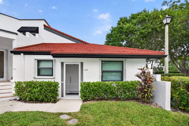 509 NW 36th Avenue, Deerfield Beach, FL 33442