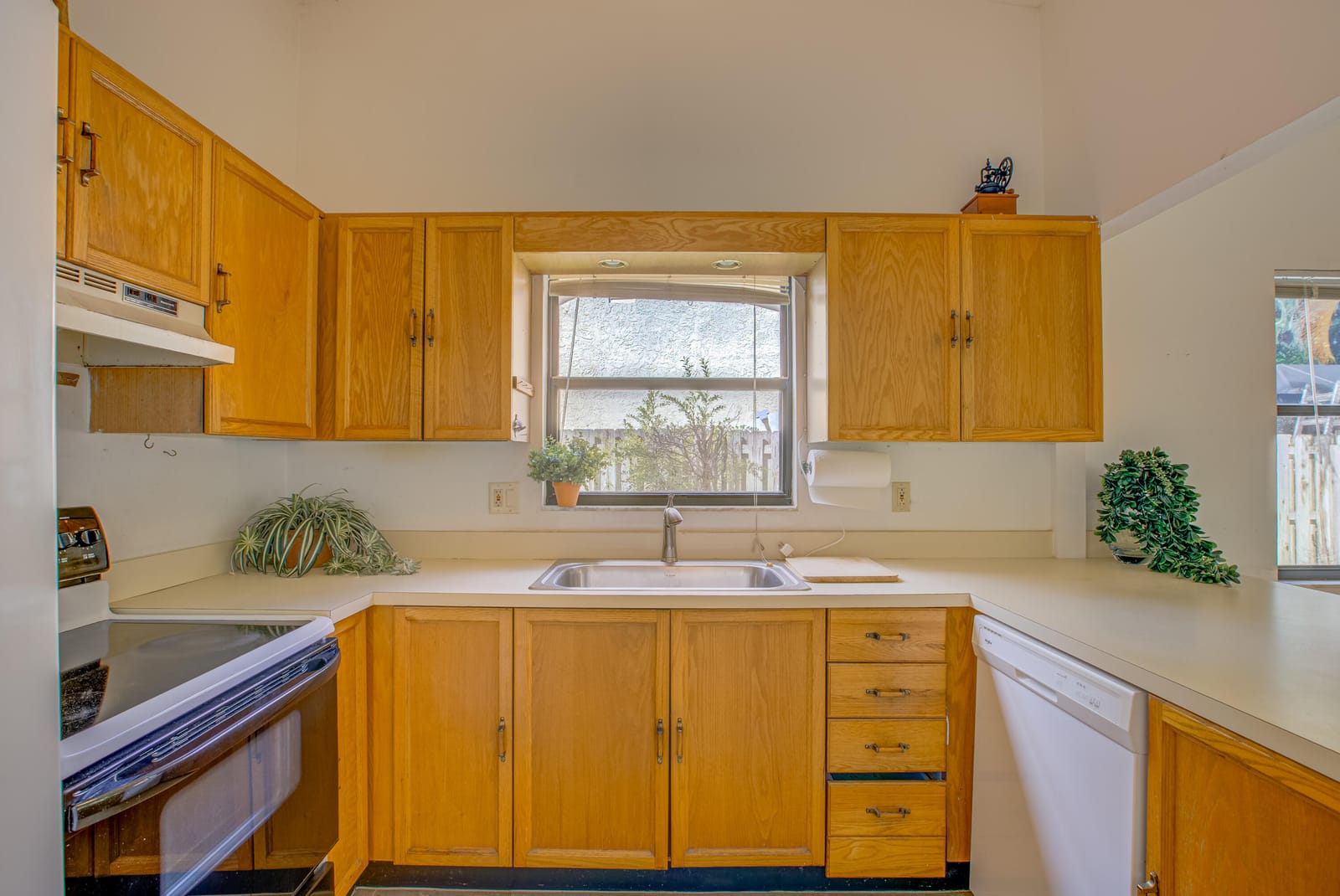 1092 Raintree Court — photo 10