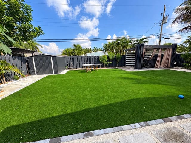 6115 Southgate Boulevard, Margate, FL 33068