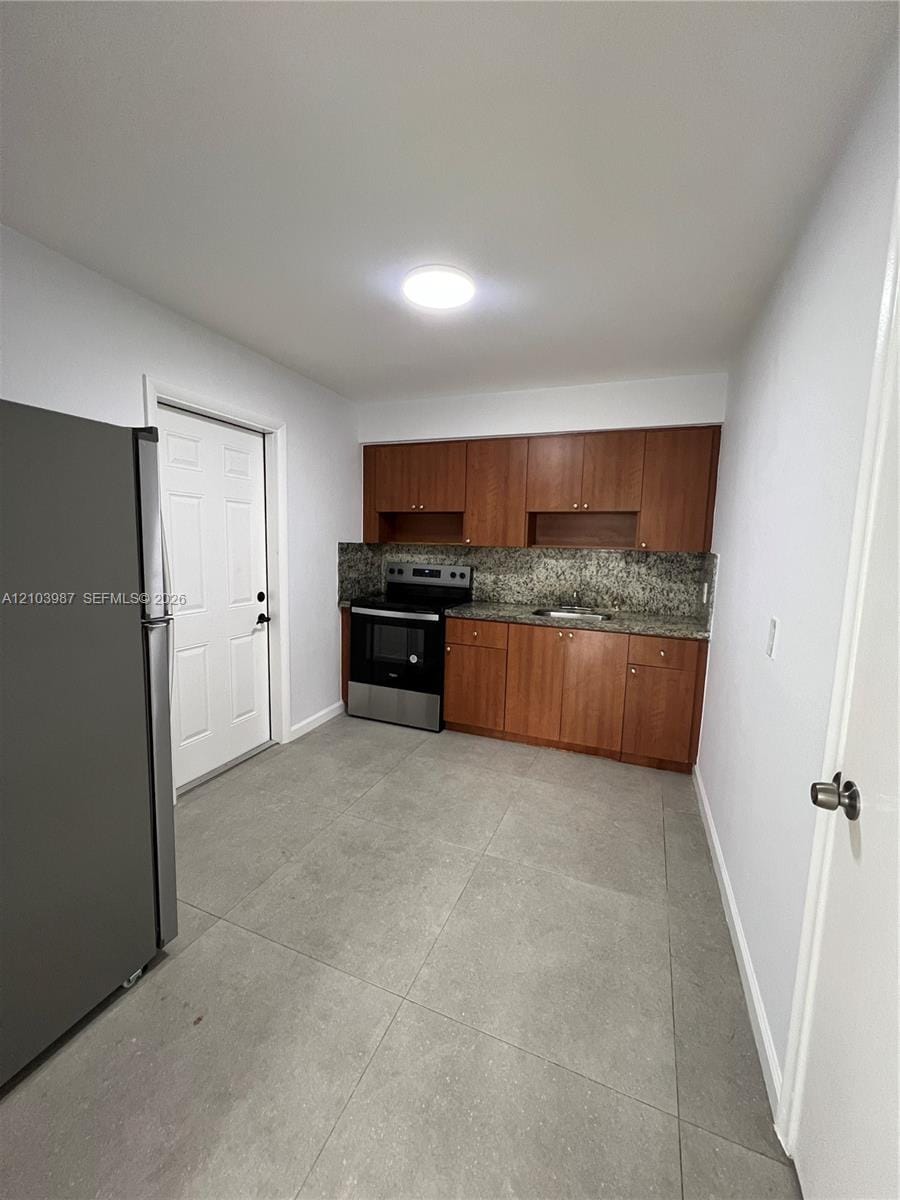 963 NW 5th Street 1 — photo 3
