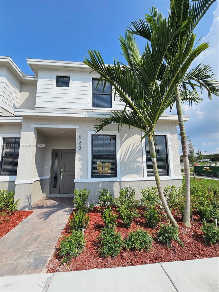 3 bedroom home for sale at 523 15th, Florida City, FL 33034 — $2,600