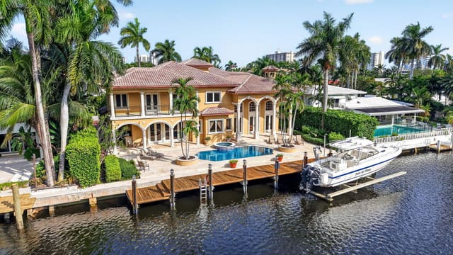 67 ROYAL PALM Drive, Fort Lauderdale, FL 33301