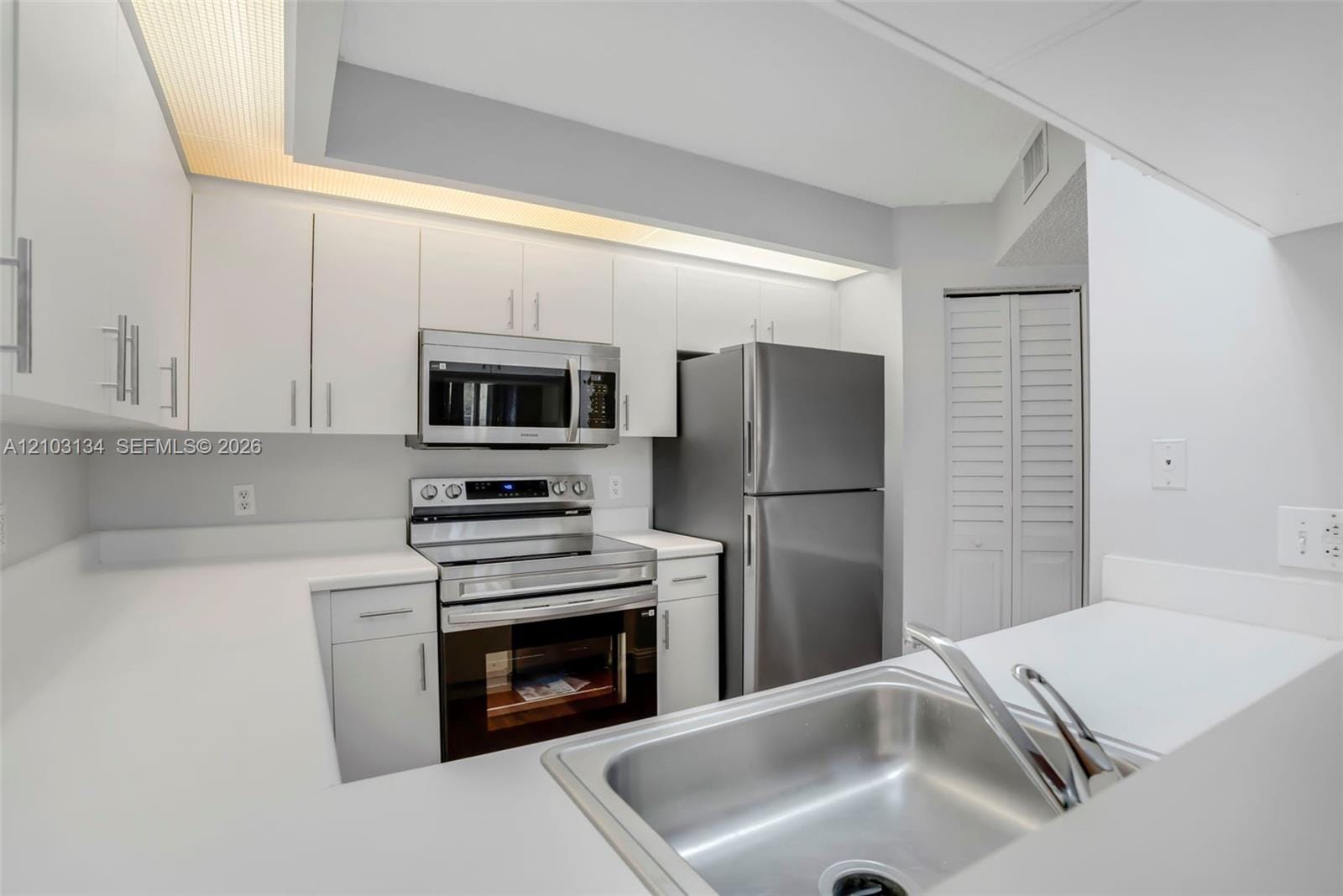 12650 SW 15th Street 110F, Pembroke Pines, FL 33027 photo 4