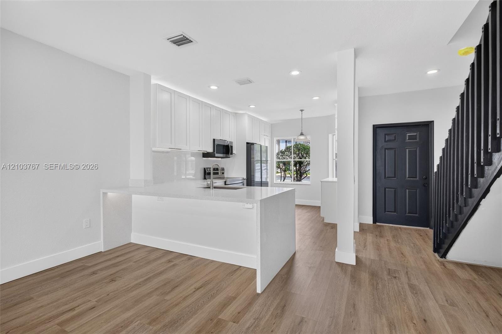 8200 SW 25th Court 101 — photo 4