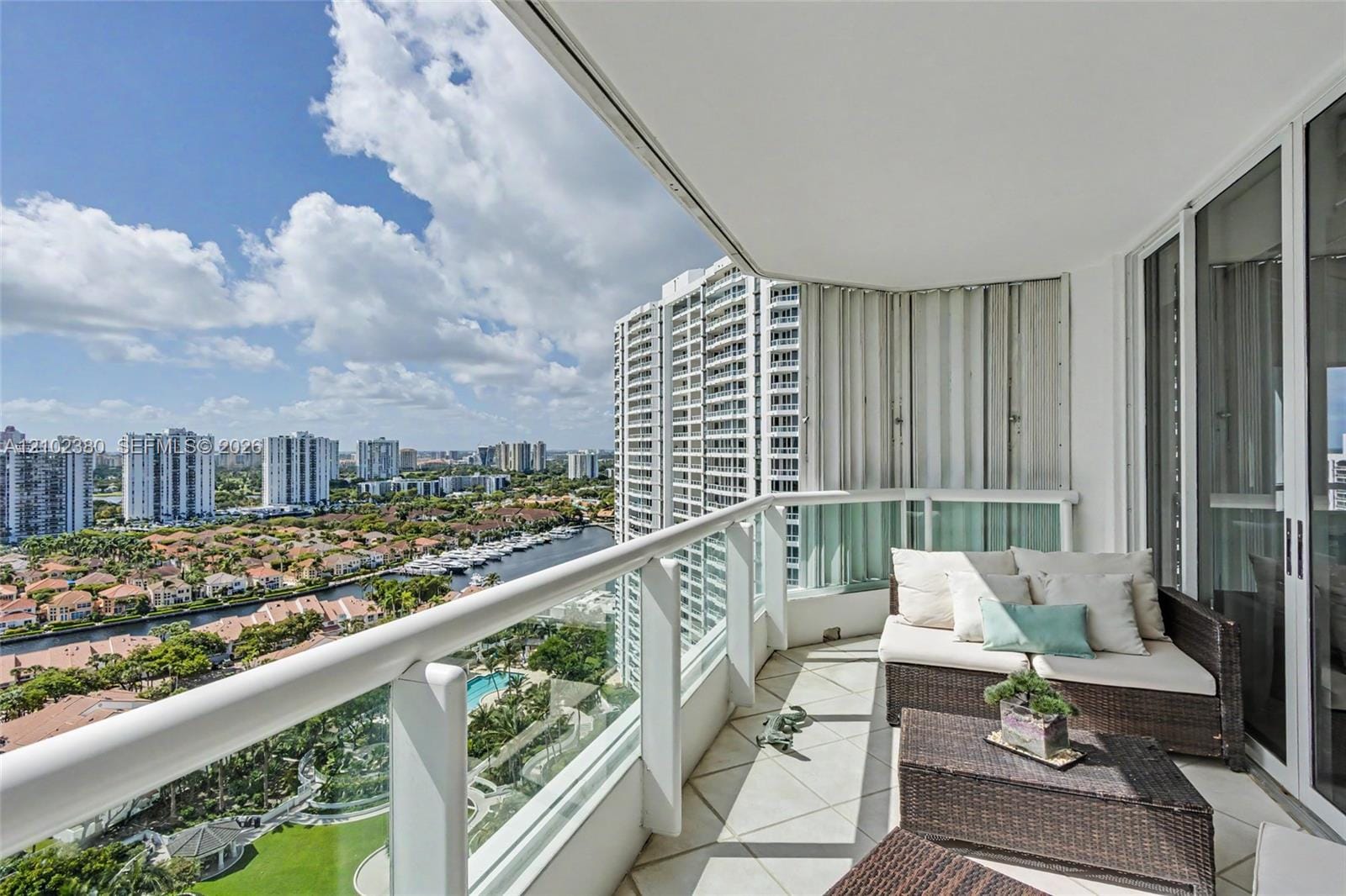21150 NE 38th Avenue 2202, Aventura, FL 33180 photo 11
