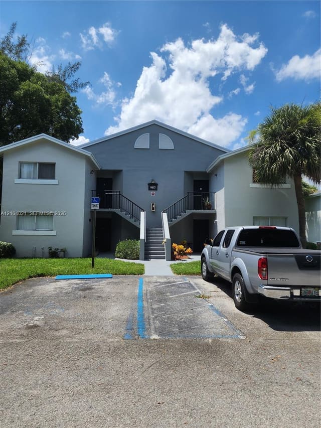 983 Lake Terry Drive C, West Palm Beach, FL 33411