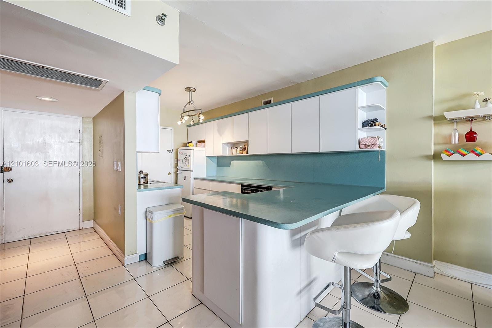 100 Lincoln Road 502, Miami Beach, FL 33139 photo 12