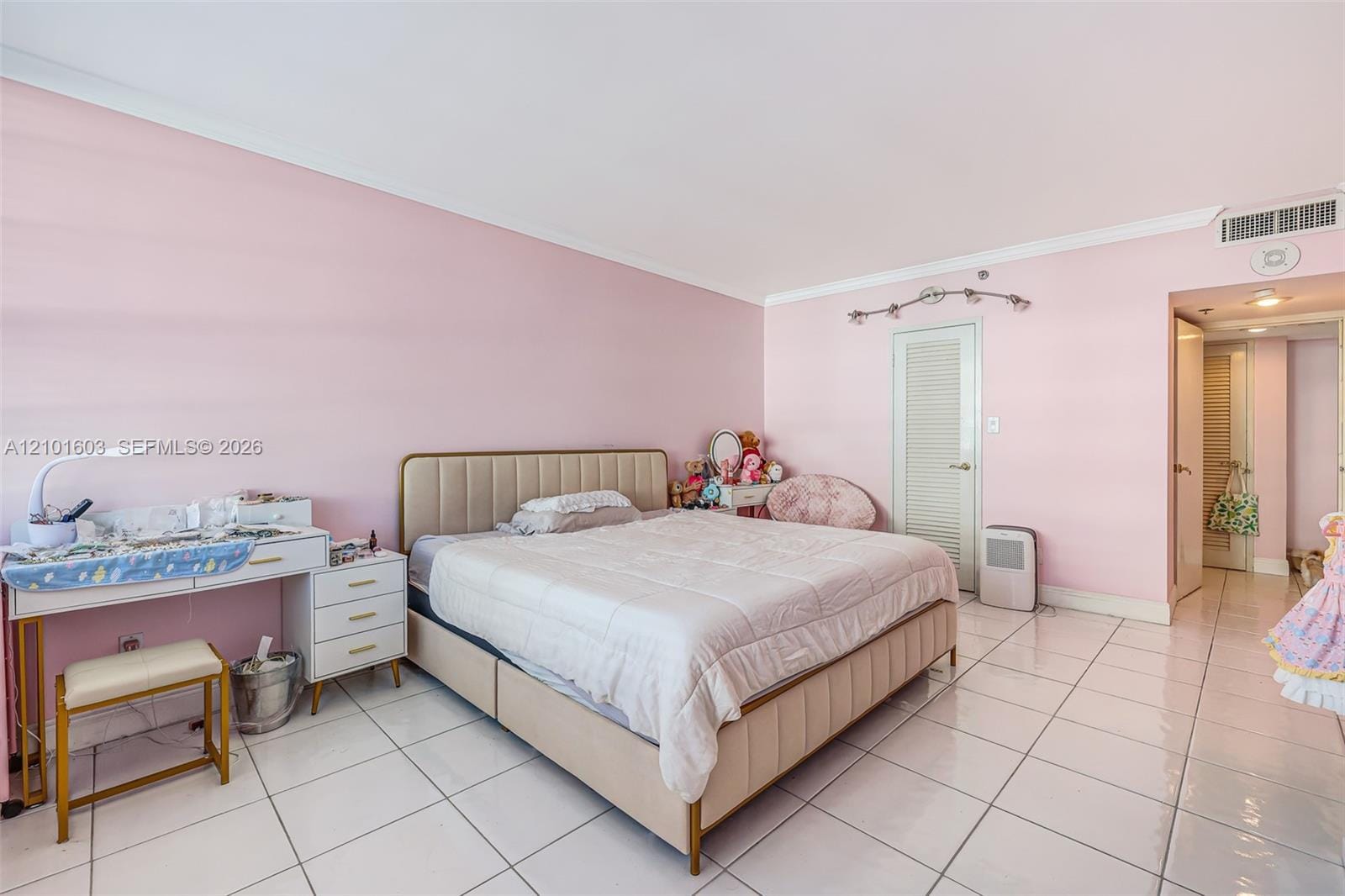 100 Lincoln Road 502, Miami Beach, FL 33139 photo 17