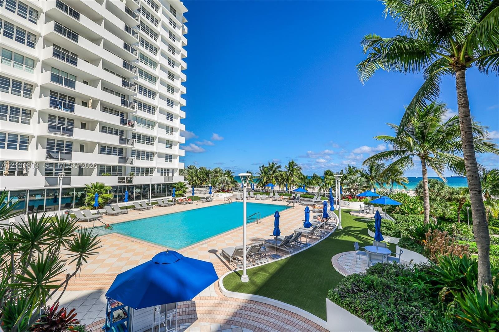 100 Lincoln Road 502, Miami Beach, FL 33139 photo 30