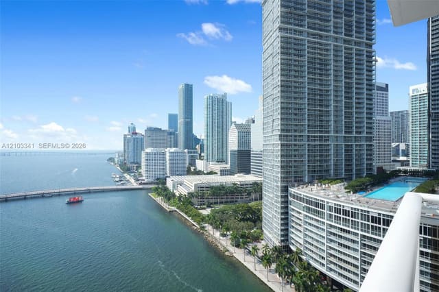 901 Brickell Key Boulevard 2204, Miami, FL 33131