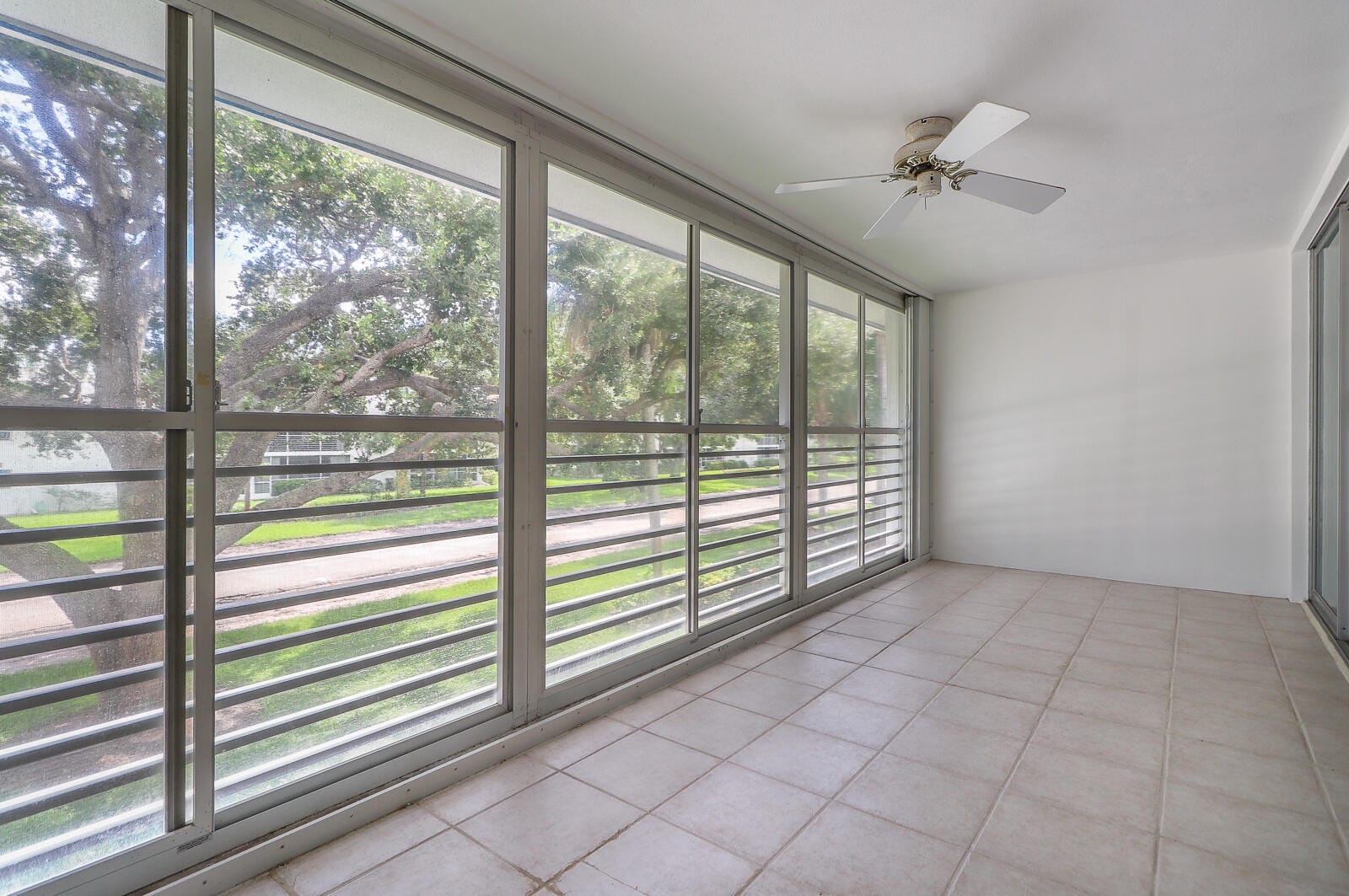 8 Garden Street 205R, Tequesta, FL 33469 photo 18
