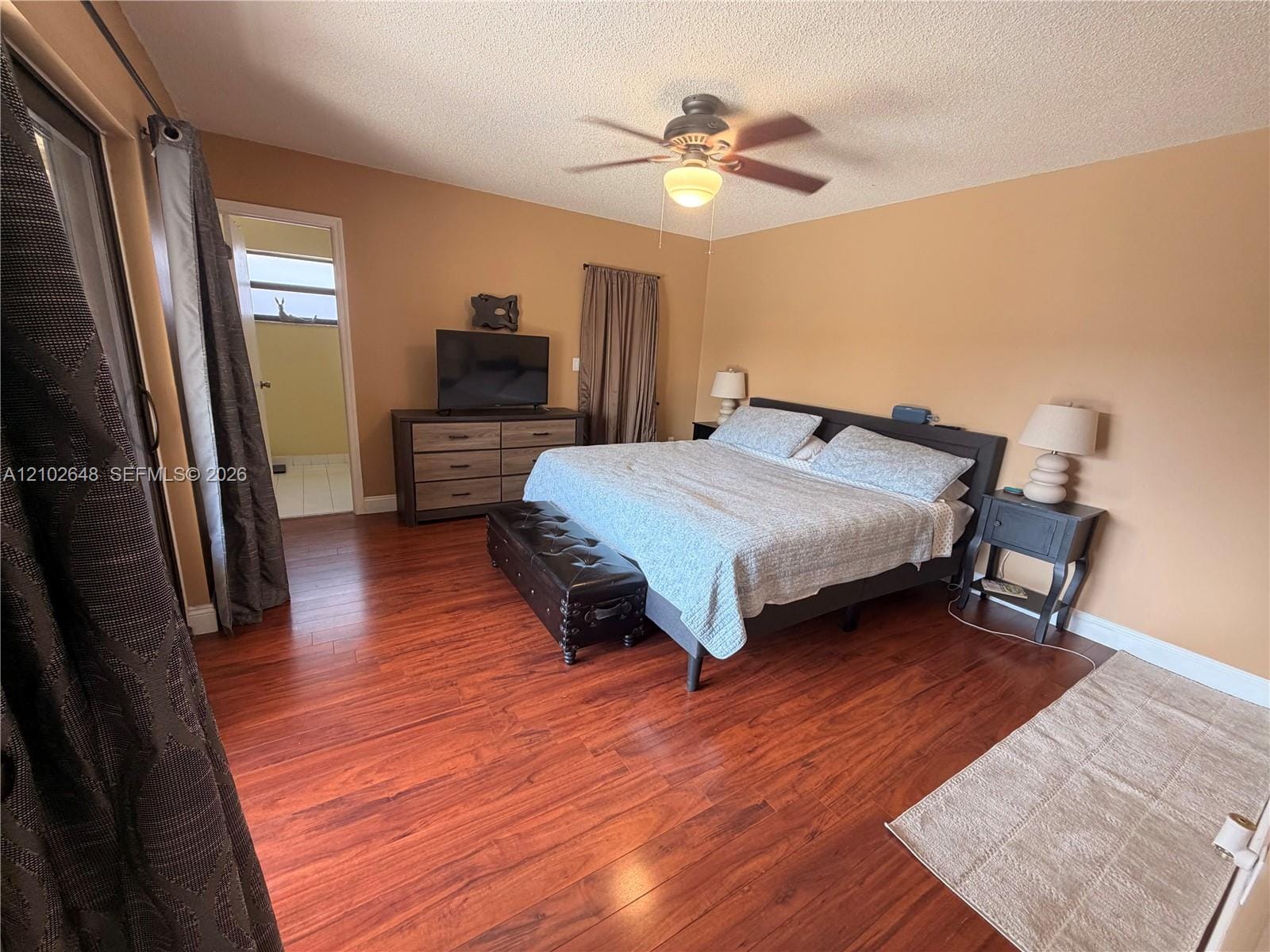 19040 NW 85th Avenue, Hialeah, FL 33015 photo 12