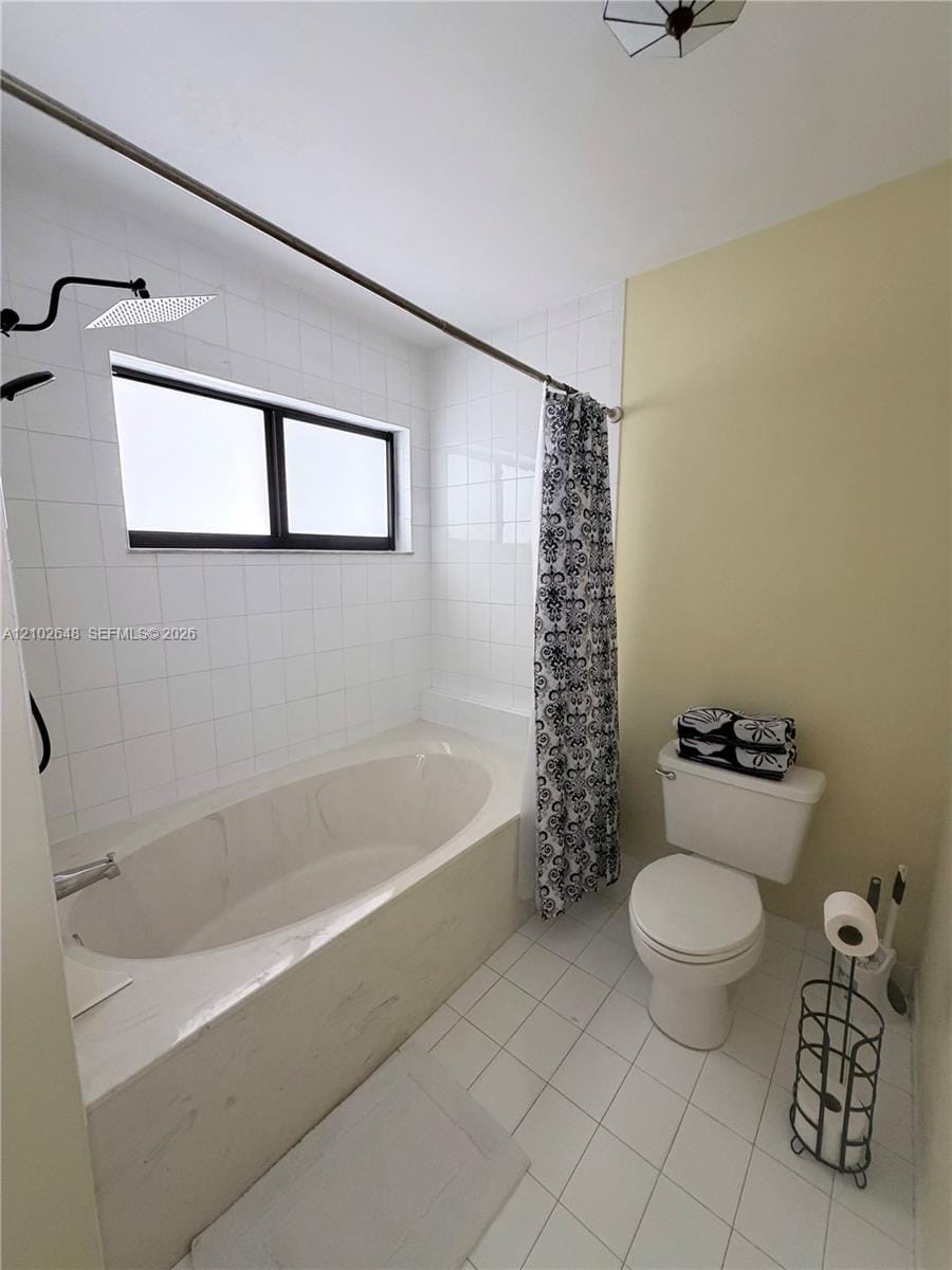 19040 NW 85th Avenue, Hialeah, FL 33015 photo 15