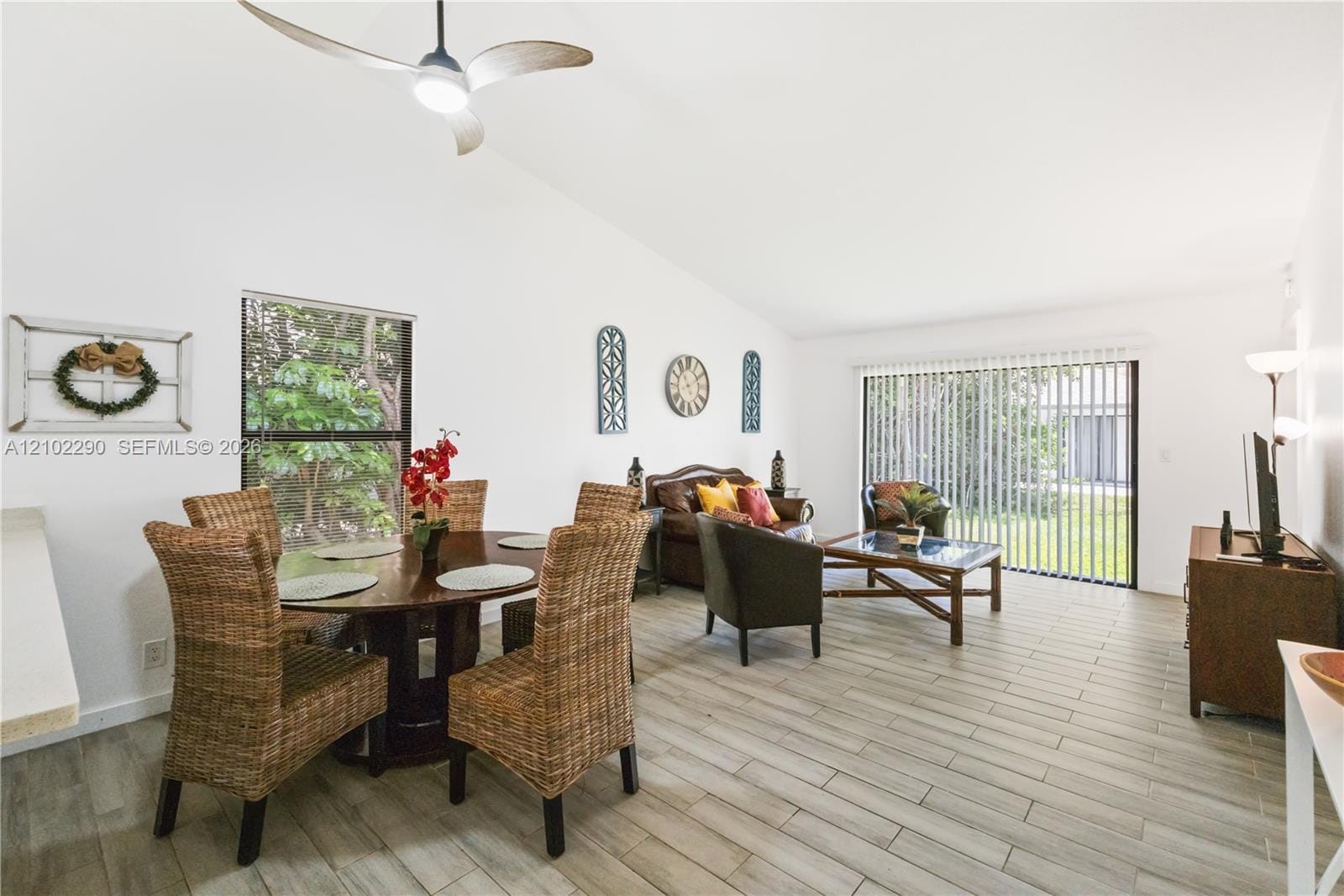 1200 Hyacinth Place 0 — photo 6