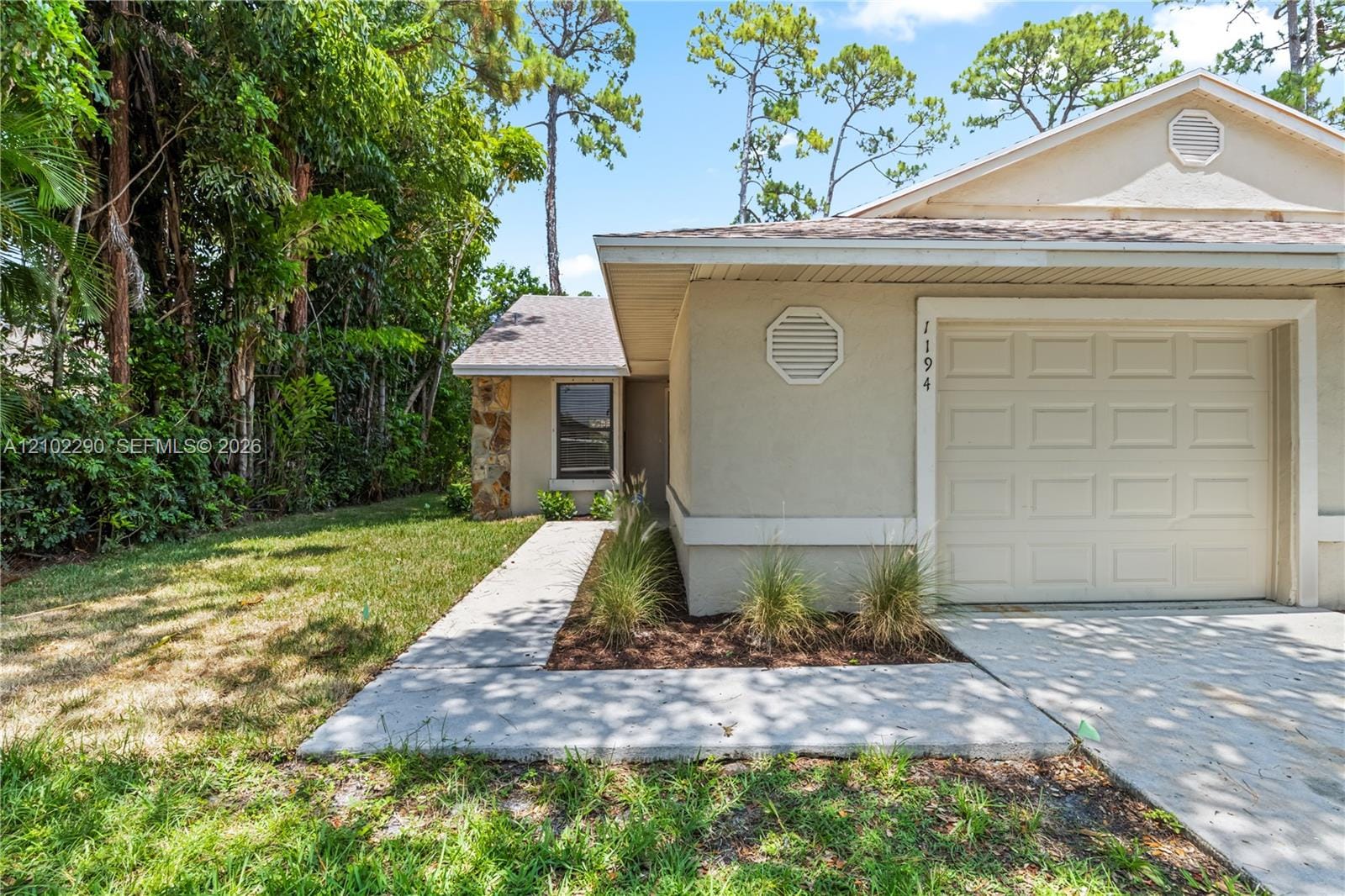 1200 Hyacinth Place 0 — photo 7
